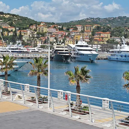 아파트 Rossese By Interhome