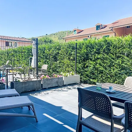 Apartman Rossese By Interhome